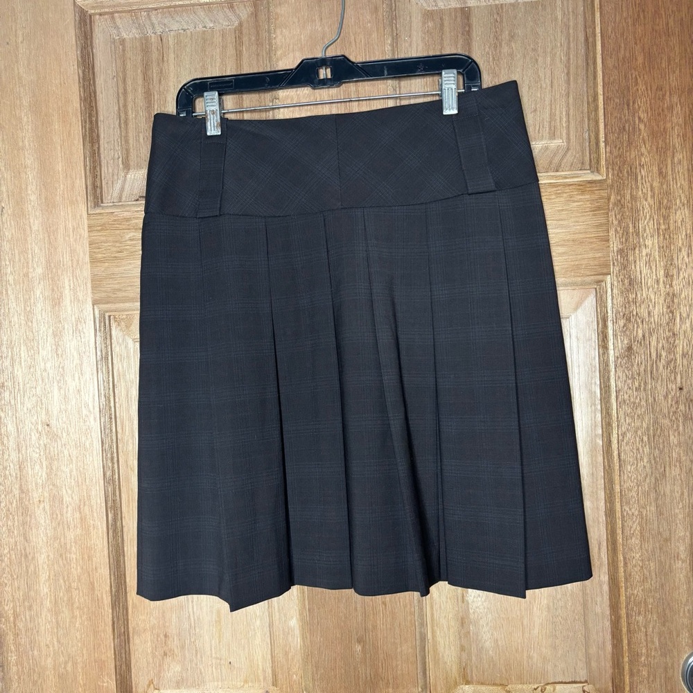 Antonio‎ Melani women’s Chic dark gray Skirt size 10